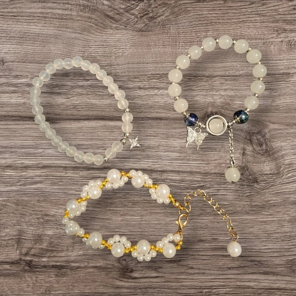 🩷3 for $15: Set of 3 Girls Bracelets, (2 Charm, 1 Clasp) 4mm & 6mm beads, NWOT